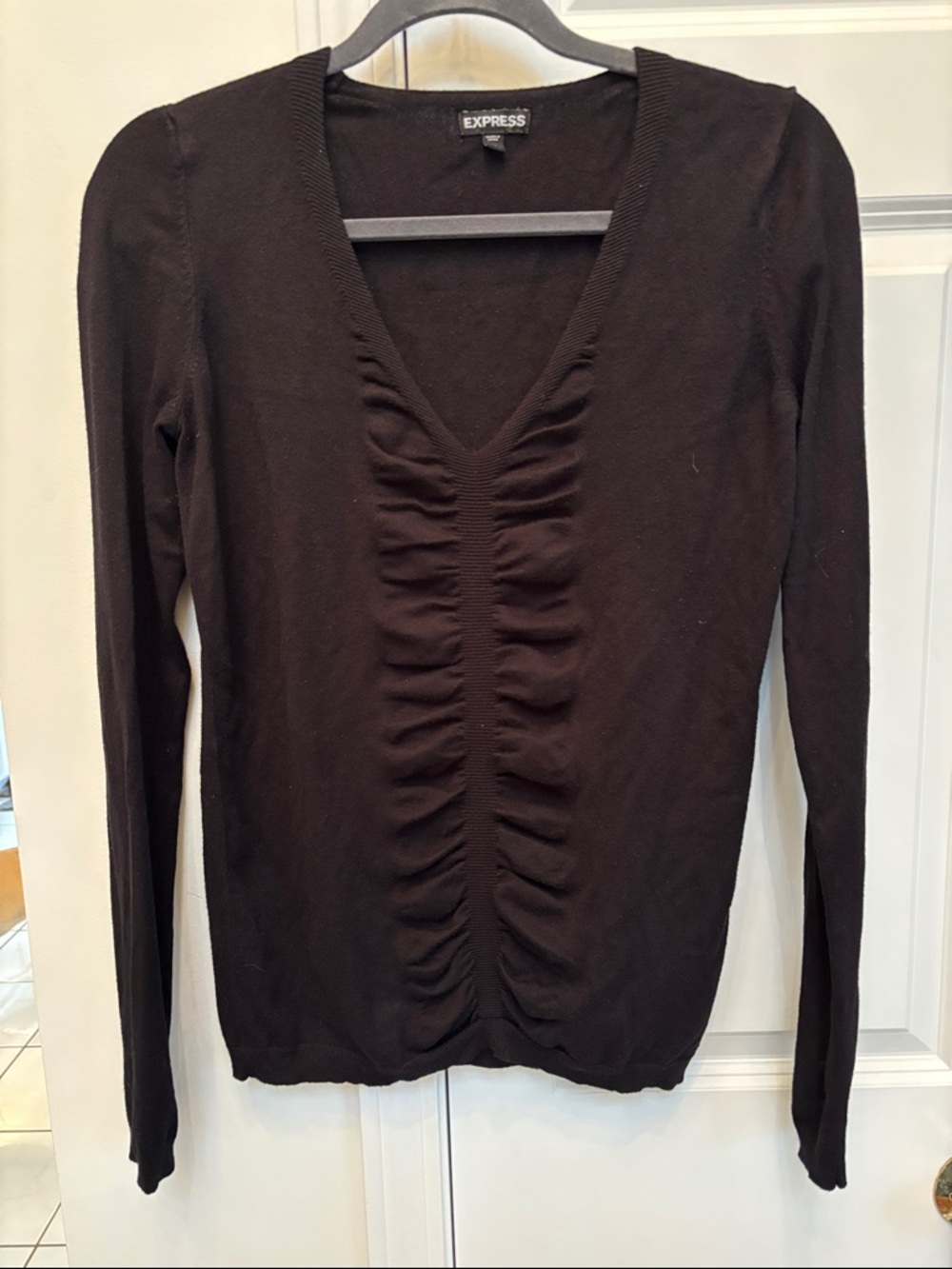 Express Black V-Neck Ruched Long Sleeve Top